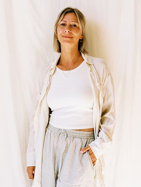 Eileen John, Yogalehrerin